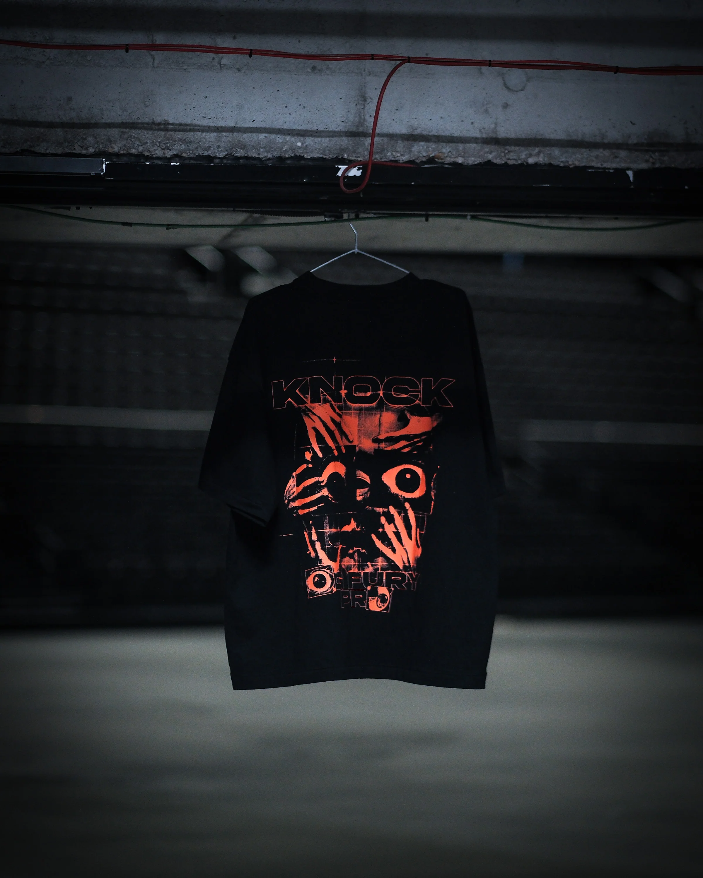 ARENA SHOW TEE - Image 6