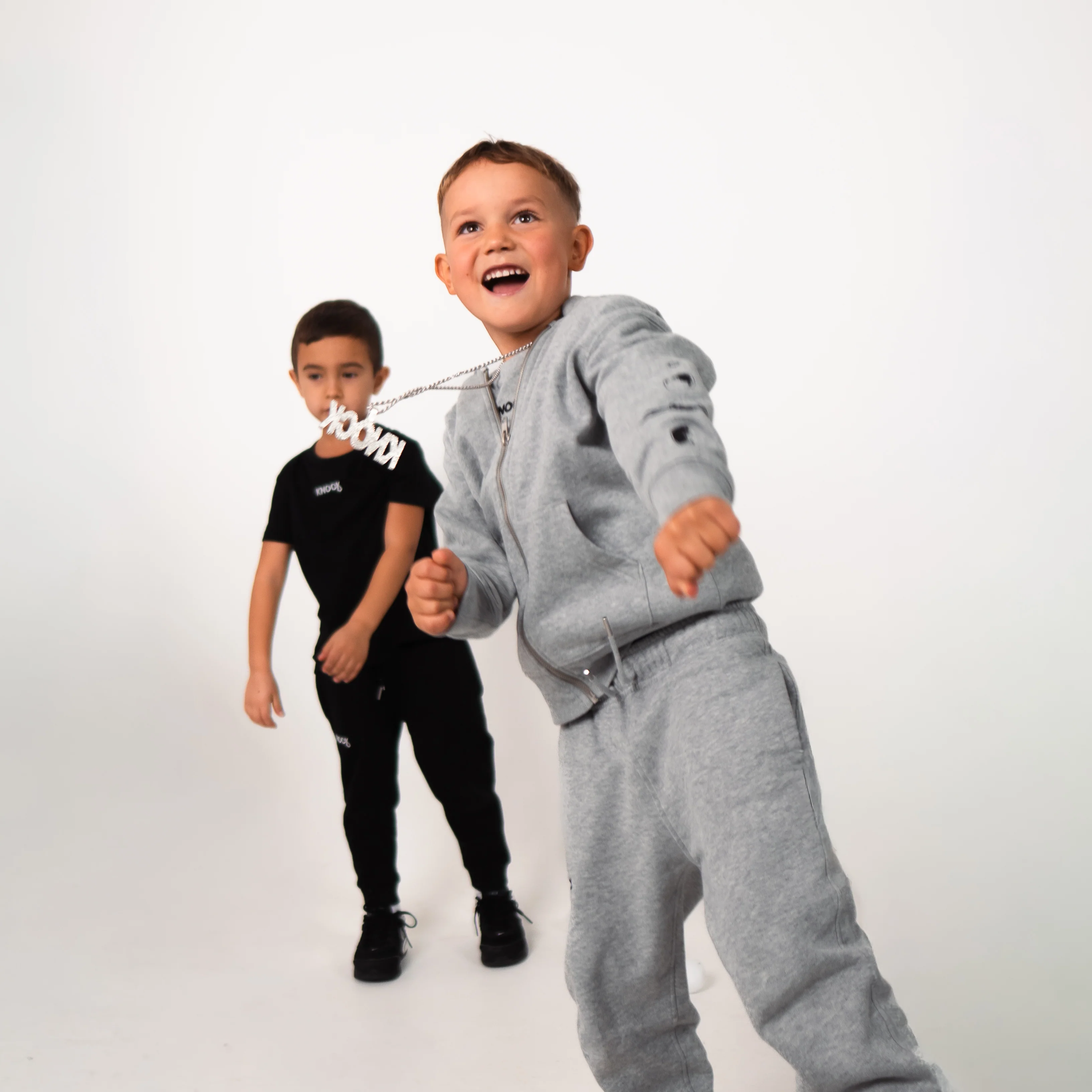 KIDS ASTROHIP ZIP HOODIE GREY - Image 6