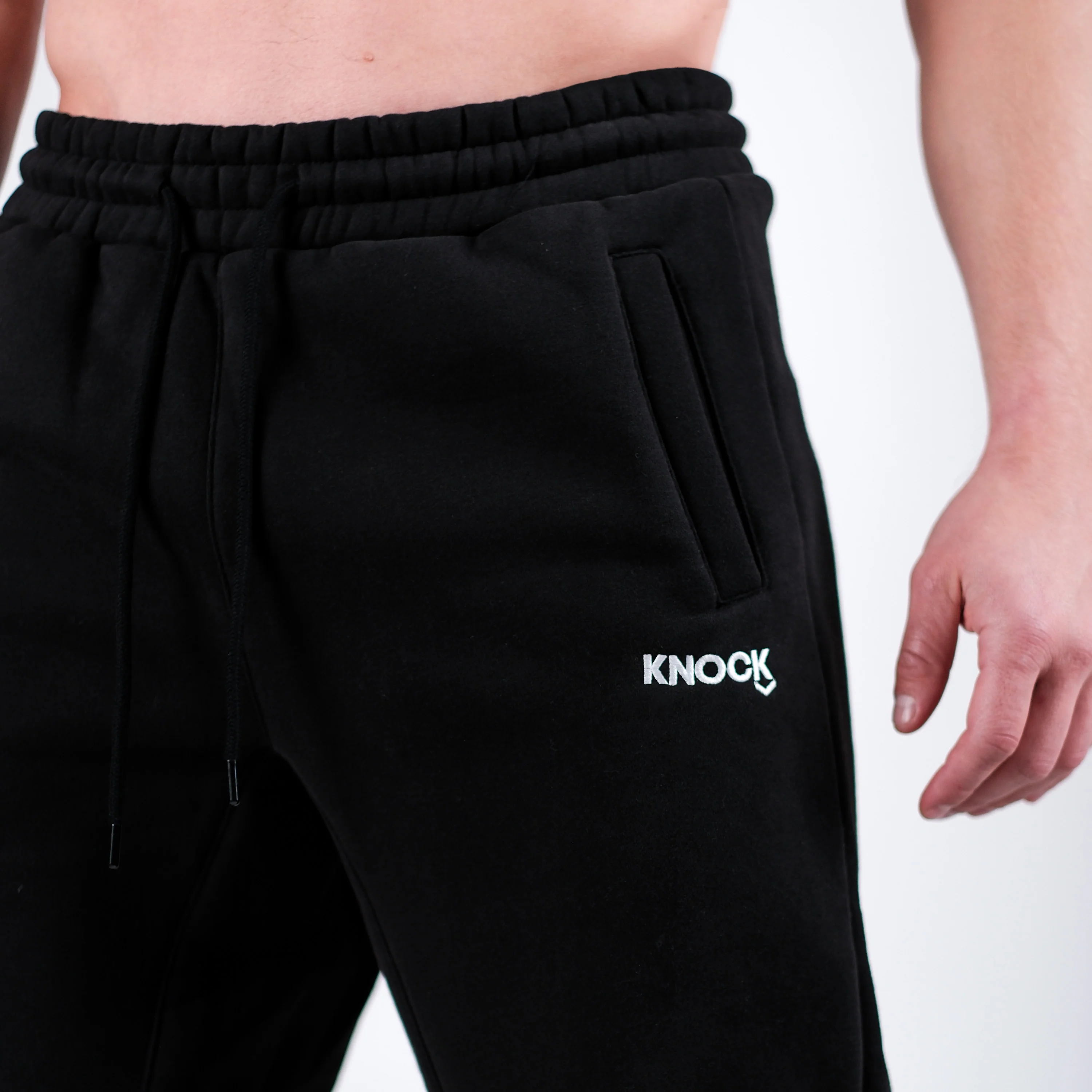 CUFFED FLEECE JOGGERS BLACK - Image 5