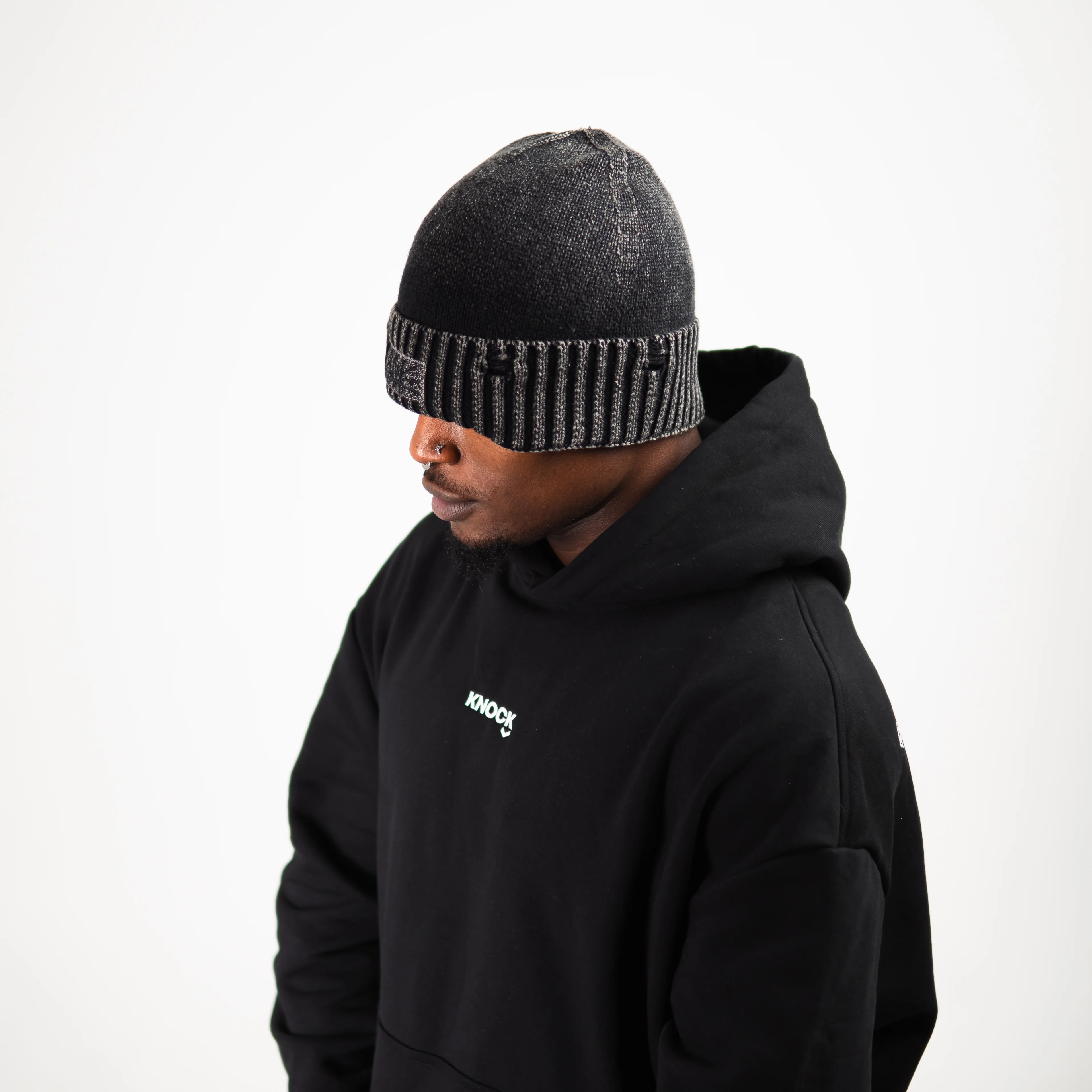 DISTRESSED VINTAGE BEANIE - Image 5