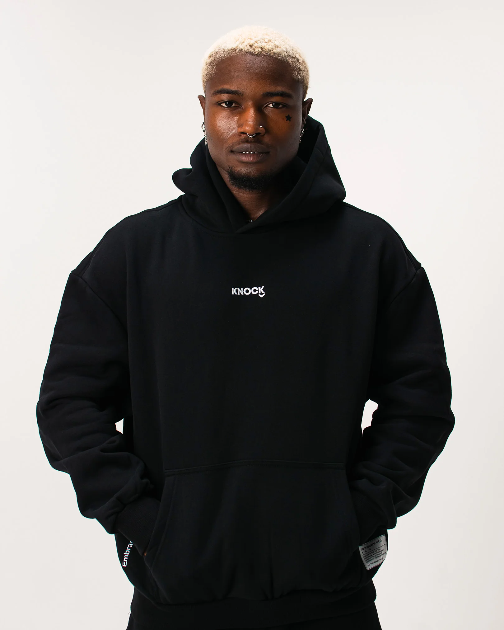 EMBRACE THE STRUGGLE SUPER HEAVY HOODIE BLACK - Image 2