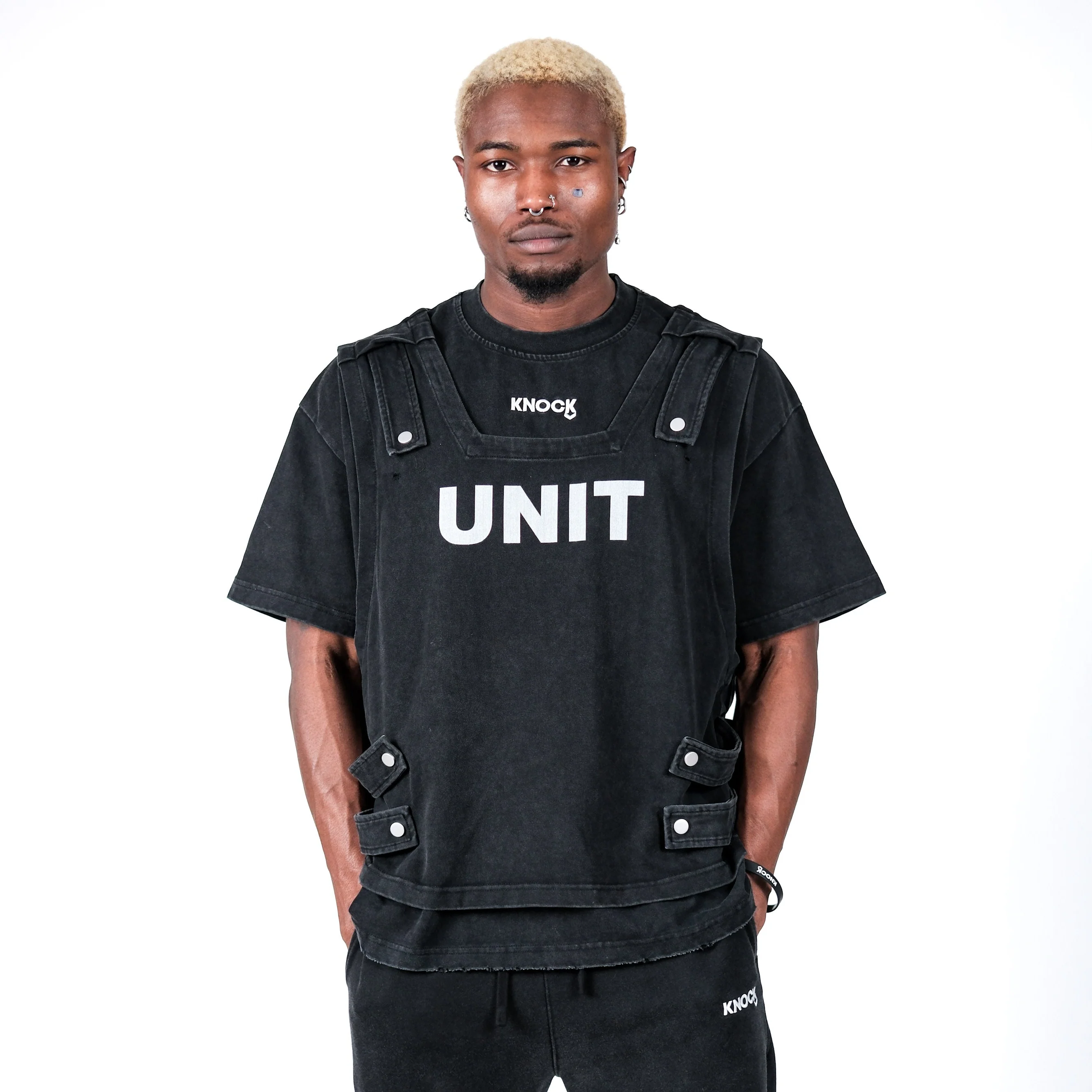 LIMITED KNOCK UNIT VEST TEE