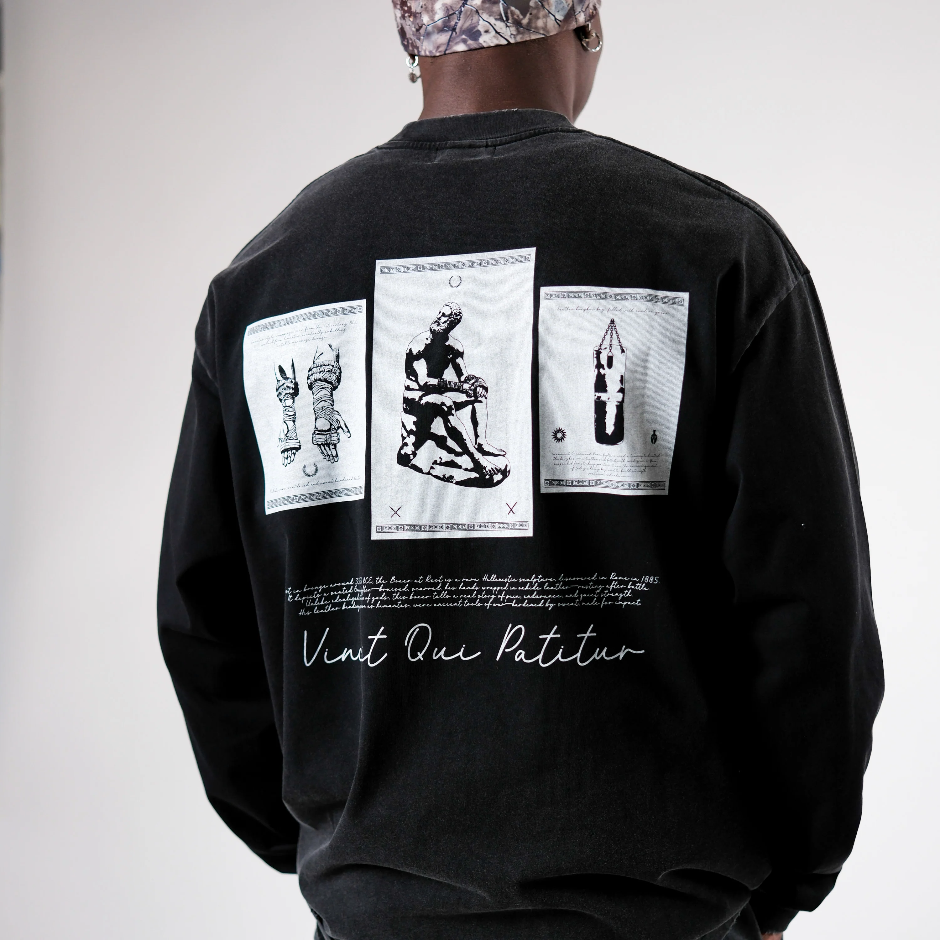 LIMITED VINCIT QUI PATITUR LONG SLEEVE TEE