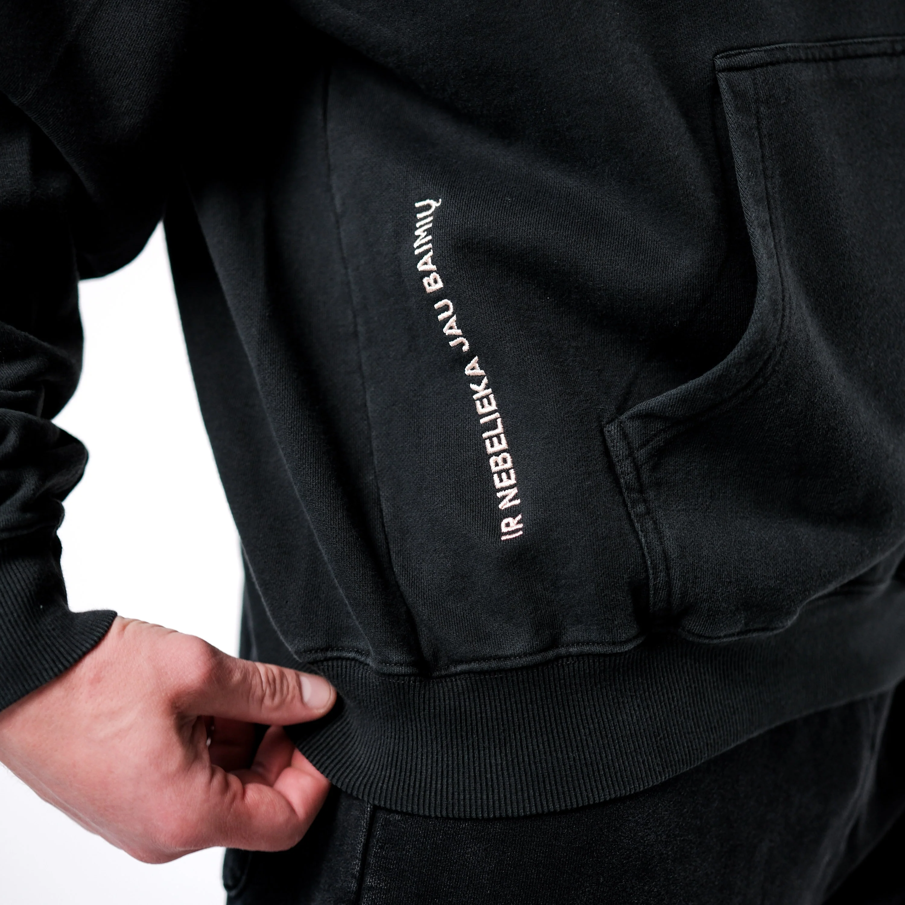 REMYGA VINTAGE HEAVY HOODIE - Image 4