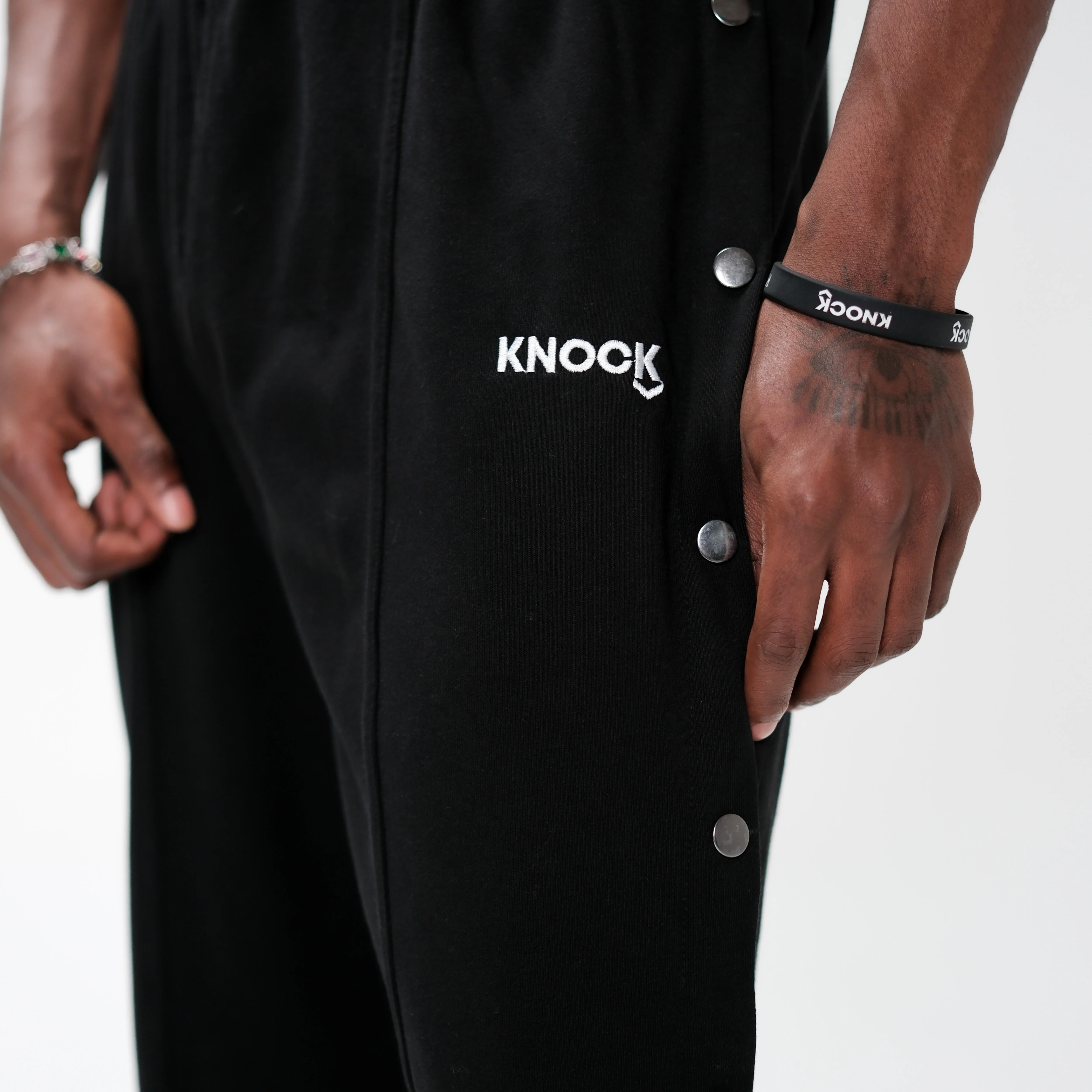 SIDE-SNAP JOGGERS BLACK - Image 3