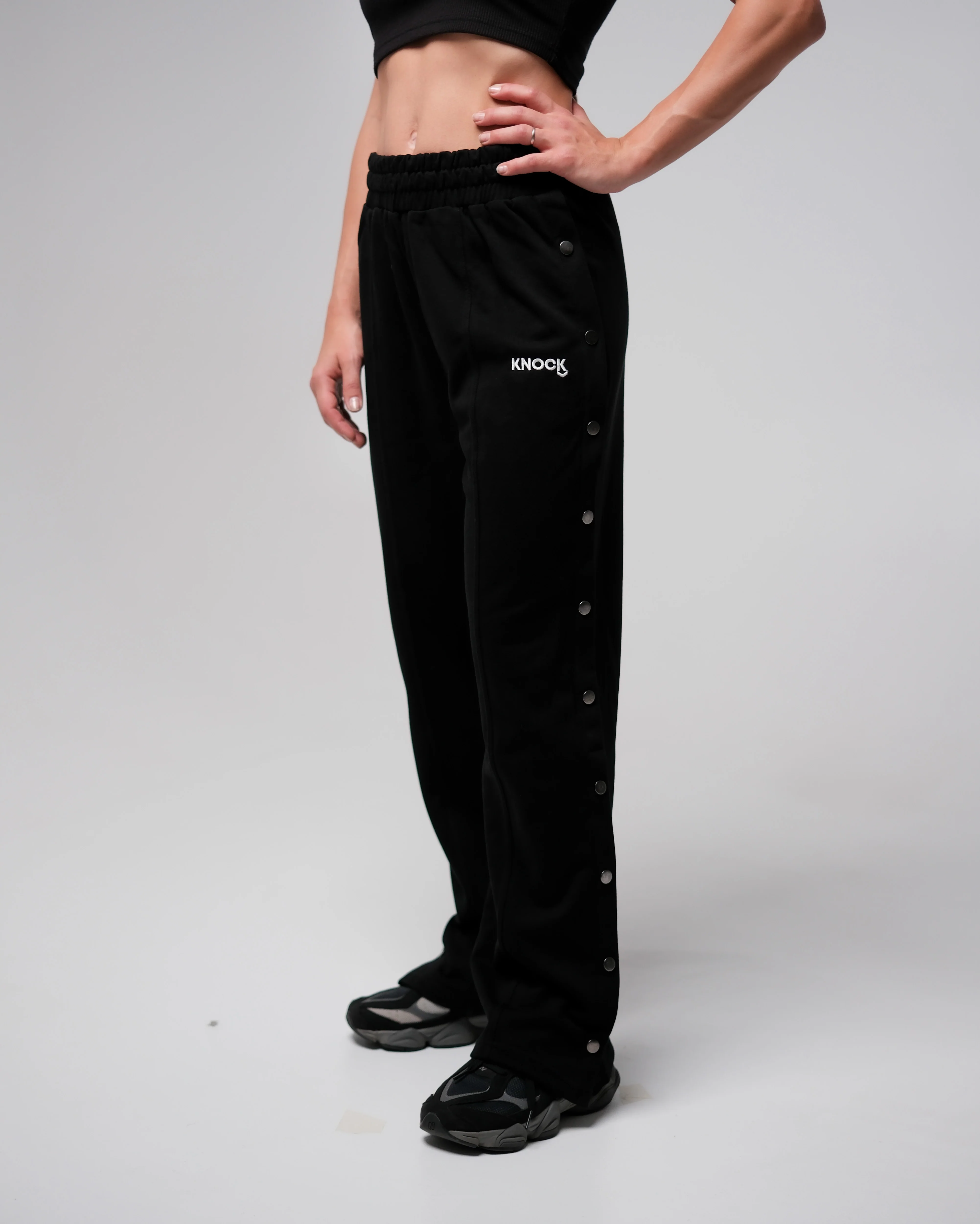 SIDE-SNAP JOGGERS BLACK - Image 4