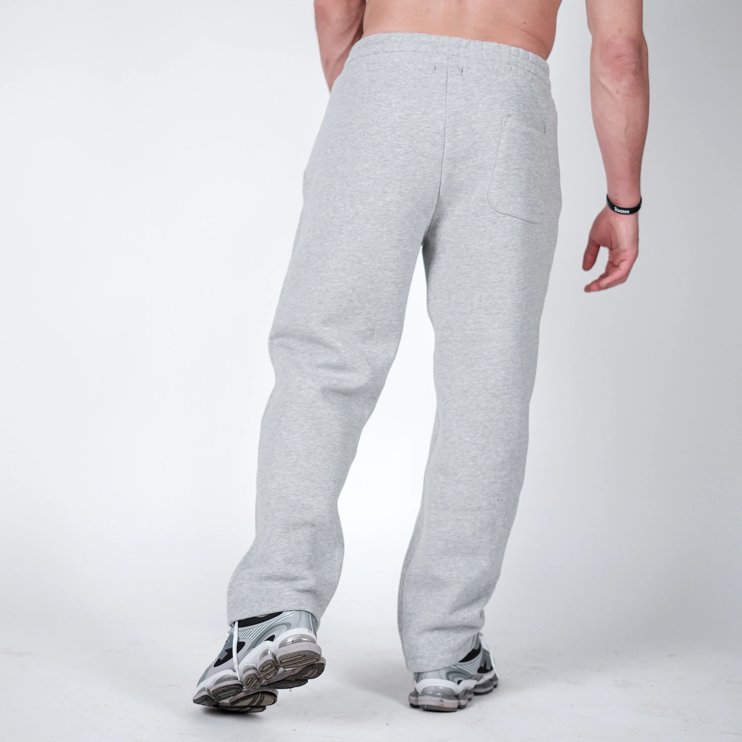 STRAIGHT CUT FLEECE JOGGERS GREY - Image 2