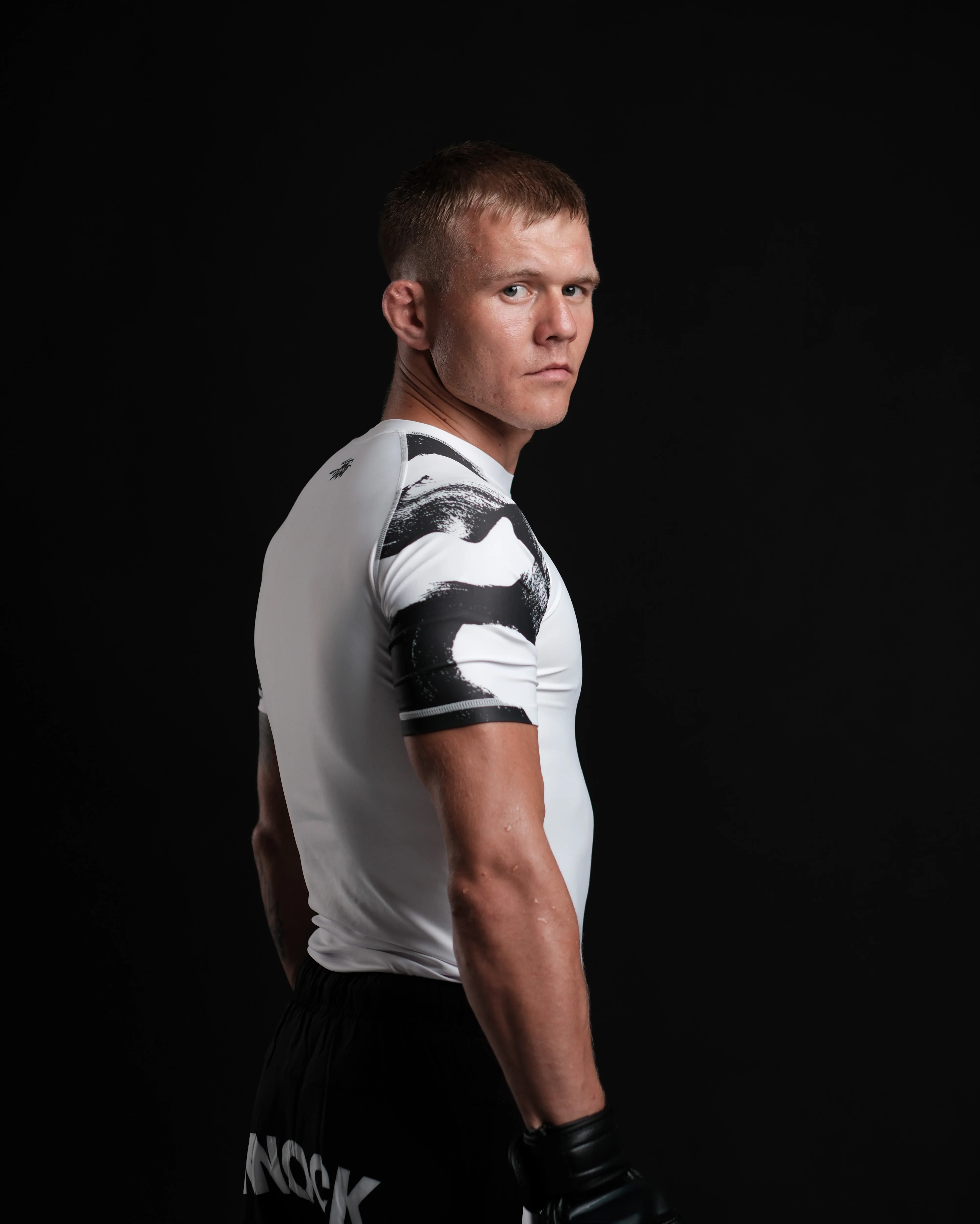 V. T. RASHGUARD WHITE - Image 4