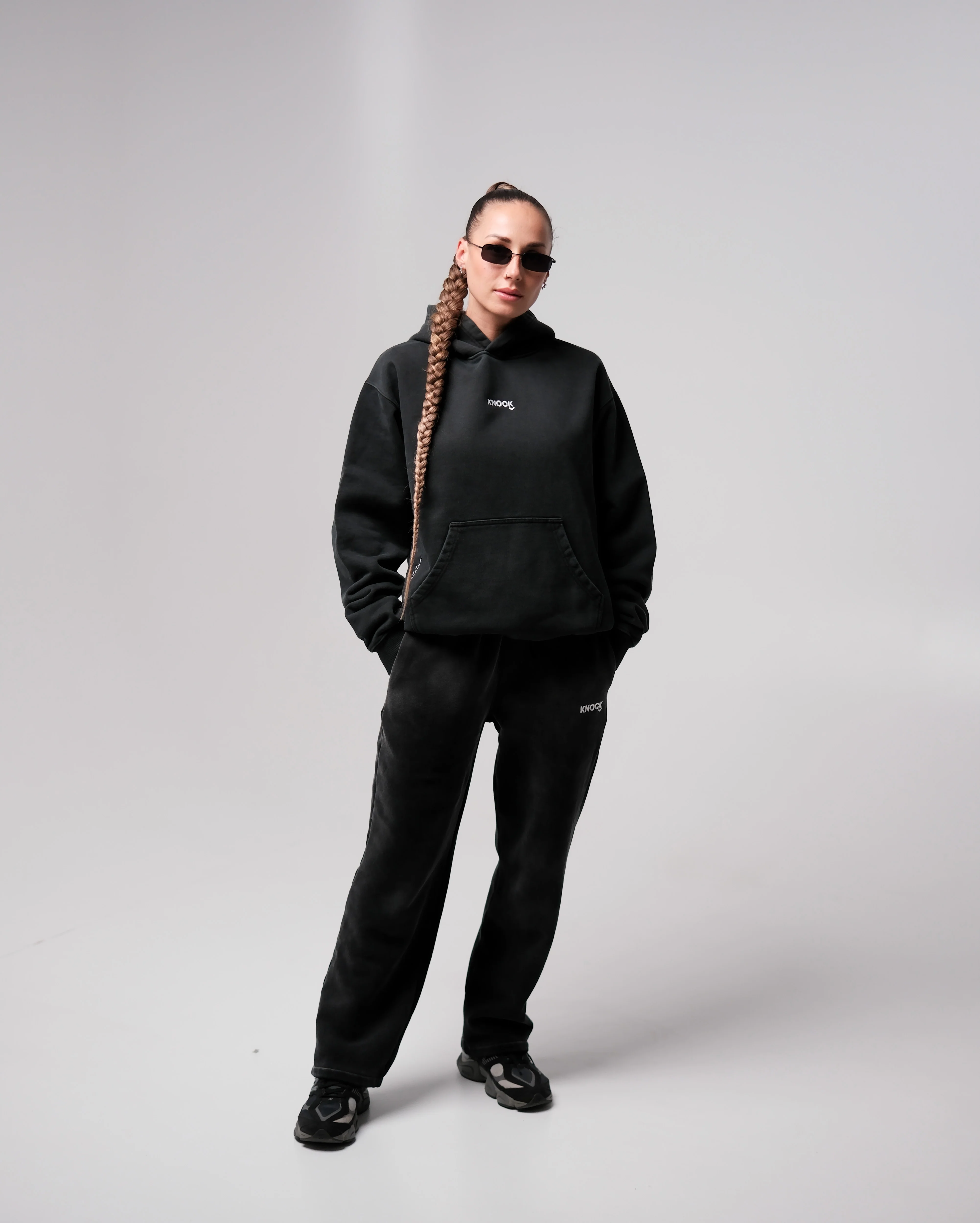 VINCIT QUI PATITUR ULTRA HEAVY HOODIE - Image 6